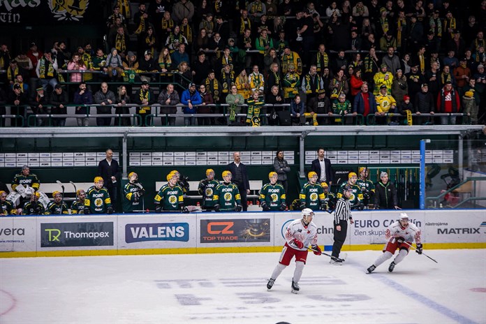 Berani prohráli pošesté za sebou, Vsetín padl se Slavií po nájezdech
