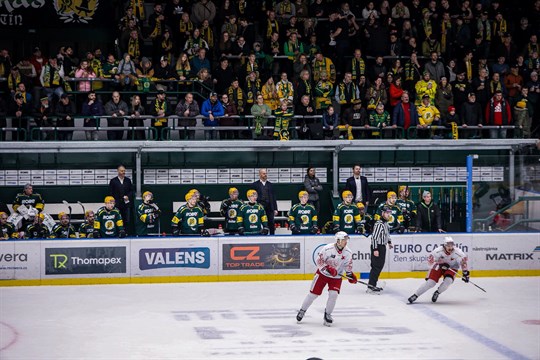 Berani prohráli pošesté za sebou, Vsetín padl se Slavií po nájezdech