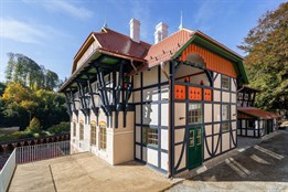 Sluneční lázně v Luhačovicích získaly prestižní titul Stavba roku 2025