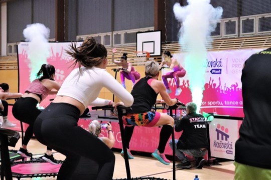 Na Krašovské se opět po roce rozjela Jumping party