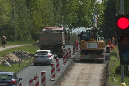 Oprava průtahu Aší pokračuje