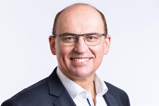 Bezdomovectví, dostupné bydlení i nové parky má v programu Ta Pravá Plzeň