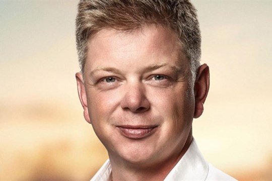 Komentář Pavla Šindeláře: Raději bych oslavy ještě na nějaký čas odložil