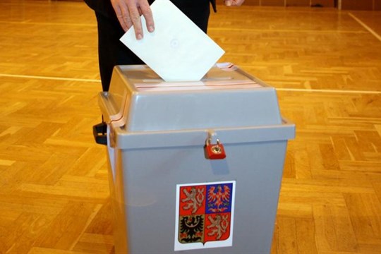 Některé strany v Plzeňském kraji dosud neznají své lídry pro podzimní volby