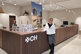 Chebské infocentrum nabízí nový moderní vzhled i lepší služby