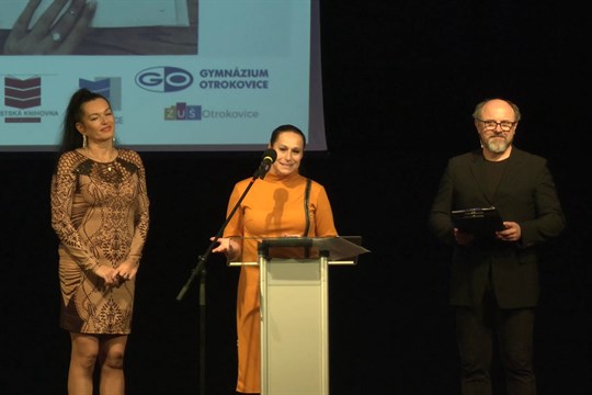 Za nejlepší báseň bezdrátová sluchátka