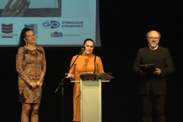 Za nejlepší báseň bezdrátová sluchátka