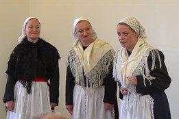 Výstava v Uherském Ostrohu připomíná zvyky a řemesla zimního období