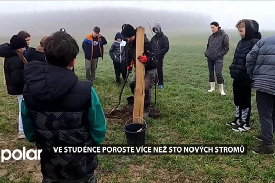 BEZ KOMENTÁŘE: Ve Studénce poroste více než sto nových stromů