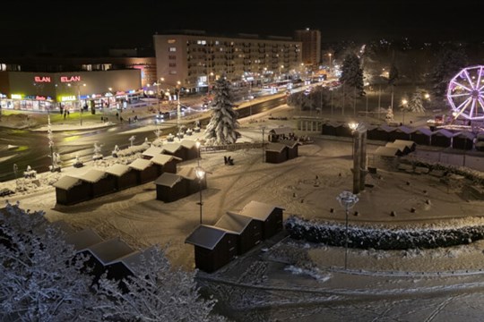Při rozsvícení vánočního stromu bude uzavřeno centrum Havířova, bude i ohňostroj a Jelen