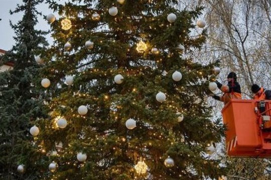 Vánoce v Luhačovicích? Více světel, nové ozdoby i Hvězdný fotopoint