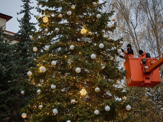 Vánoce v Luhačovicích? Více světel, nové ozdoby i Hvězdný fotopoint