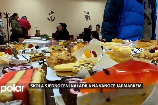 Škola Sjednocení naladila na Vánoce jarmarkem a vyhlášenou cukrárnou