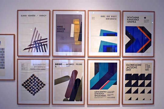 Muzeum umění představuje padesát let tvorby Miroslava Střelce. Jeho práce dodnes zdobí Olomouc