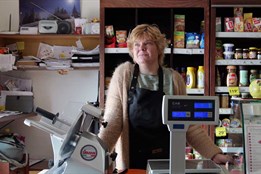 Olomoucký kraj znovu podpoří venkovské obchody programem Obchůdek