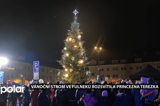 Vánoční strom na náměstí ve Fulneku rozsvítila princezna Terezka