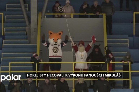 Hokejisty hecovali k výkonu fanoušci i Mikuláš