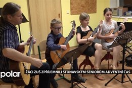Žáci ZUŠ zpříjemnili stonavským seniorům adventní čas