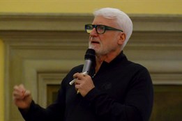 Marian Jelínek na holešovském zámku odkoučoval dvě přednášky