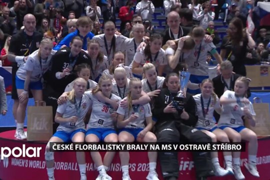 České florbalistky braly na MS v Ostravě stříbro, padl i divácký rekord