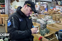 Cizinec při kontrole utekl a přeskočil plot. Zastavil ho policejní pes