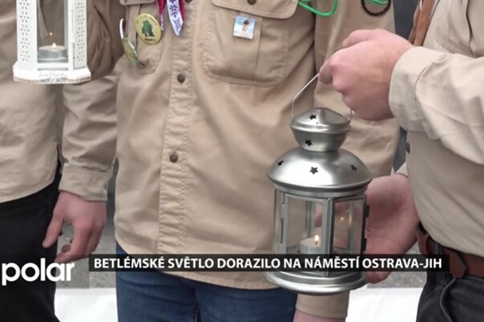 Betlémské světlo dorazilo na náměstí Ostrava-Jih