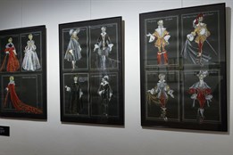 Nová výstava zavede návštěvníky na divadelní scénu