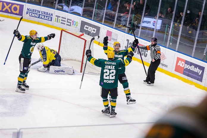 Vsetín po konci trenéra Babky procitl, v derby porazil poslední Zlín 4:2