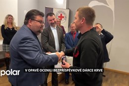 Večer v Obecním domě v Opavě patřil lidem, kteří pomáhají nezištně