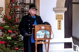 Silvestrovská oslava na hradě Šternberk: Prohlídky, hudba a orientační běh