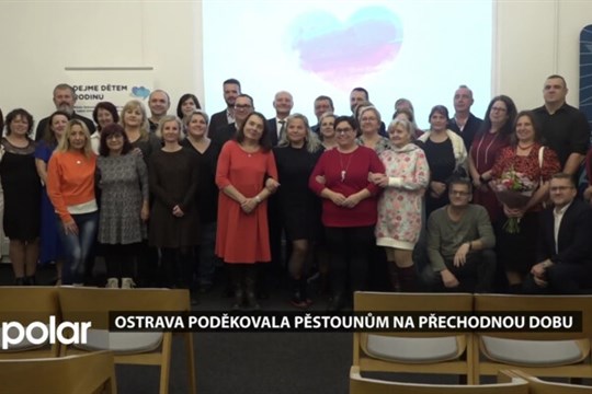 Pro děti by se rozdali, ale stále je jich málo. Ostrava poděkovala pěstounům za obětavost
