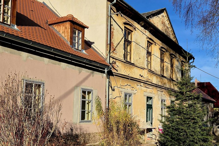 Zámeček v Hrádku začal sloužit veřejnosti. Vznikla zde knihovna a kreativní HUB