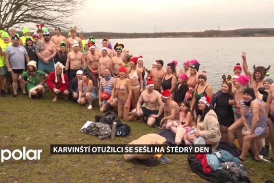 Karvinští otužilci se sešli na Štědrý den, otužili svá těla a utužili každoroční tradici