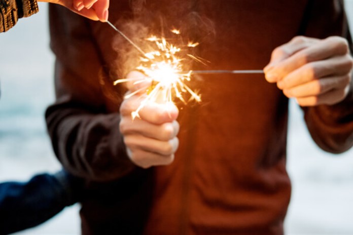 Poranění pyrotechnikou nečekala na silvestrovské oslavy, jedno dítě má zasažený obličej