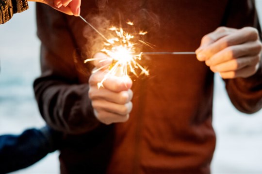 Poranění pyrotechnikou nečekala na silvestrovské oslavy, jedno dítě má zasažený obličej