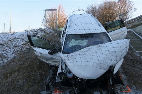 V nalezeném vozidle byli 4 lidé