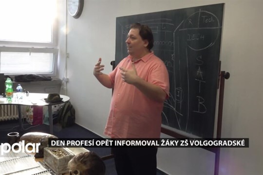 Den profesí opět radil žákům ZŠ Volgogradské v Ostravě-Jihu, kam mohou jít na střední