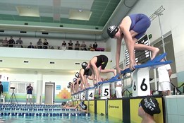 Vsetín hostil 52. ročník Silvestrovské ceny v plaveckém pětiboji