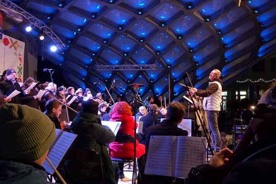 Veselané si zazpívali Rybovu Českou mši vánoční