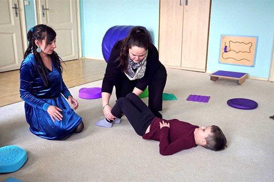 Z osobní zkušenosti vznikla pomoc stovkám rodin