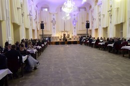 Barokní zámek ožil noblesou, sezónu zahájil reprezentační ples