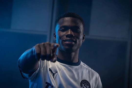 Slovácko odletělo na soustředění s posilou ze Slavie, s Medvedem trenér nepočítá 