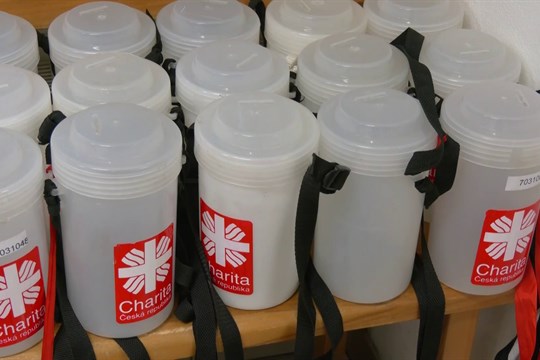 Tříkrálová sbírka na Uherskobrodsku je rekordní. V Bánově provázely koledníky lamy