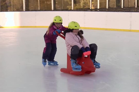 Tanvald má uměle chlazené kluziště