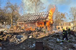 Hasiči na Vsetínsku likvidovali během několika hodin dva rozsáhlé požáry