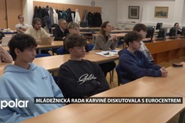 Mládežnická rada Karviná měla besedu se zástupcem Úřadu vlády z ostravského Eurocentra