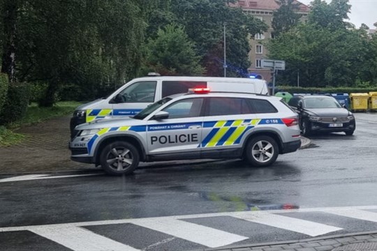 Otřesná vražda v Karviné. Sourozenci poleptali hlavu mladíka chemikáliemi