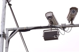 Radary v Otrokovicích zafungovaly. Řidiči si na ně ale zvykají postupně