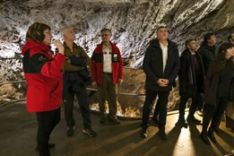 Prezident Petr Pavel poprvé navštívil Zbrašovské aragonitové jeskyně