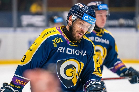 Zlín neuspěl v Kolíně a je mimo pozice pro play-off, Vsetín padl s Táborem